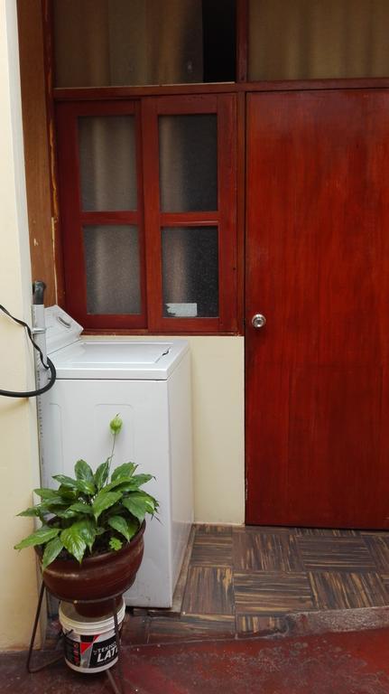 Bed and Breakfast Friends House Lima Exterior foto